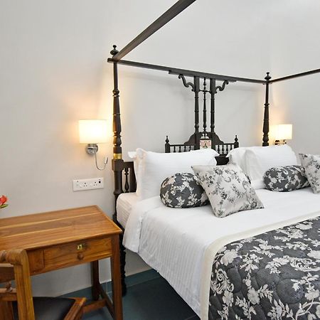 Le Colonial Suites Pondicherry Ngoại thất bức ảnh