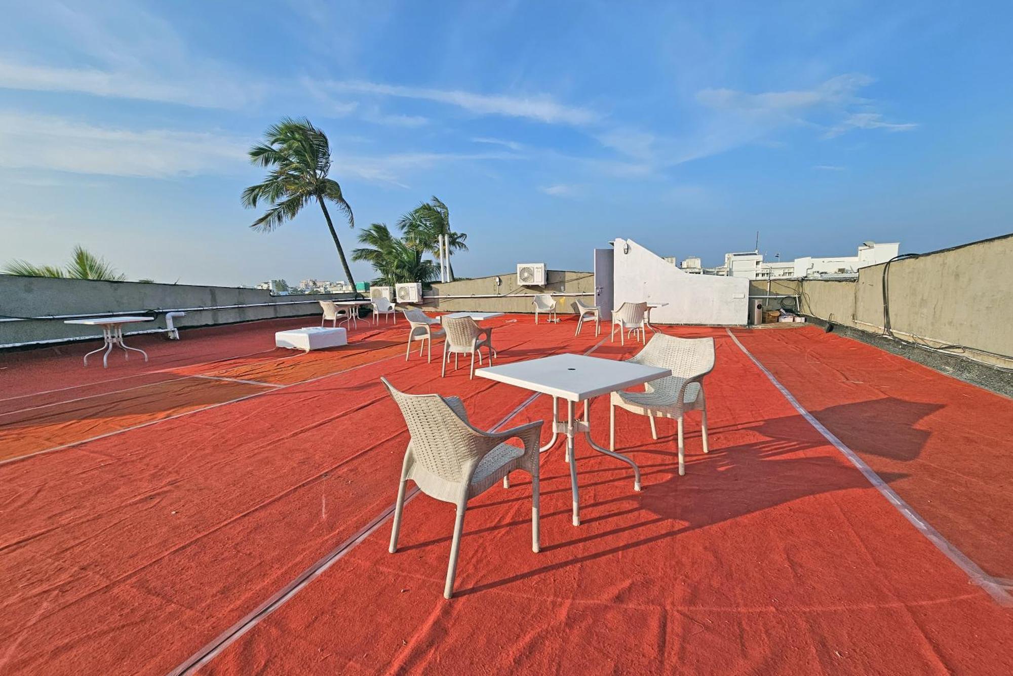 Le Colonial Suites Pondicherry Ngoại thất bức ảnh