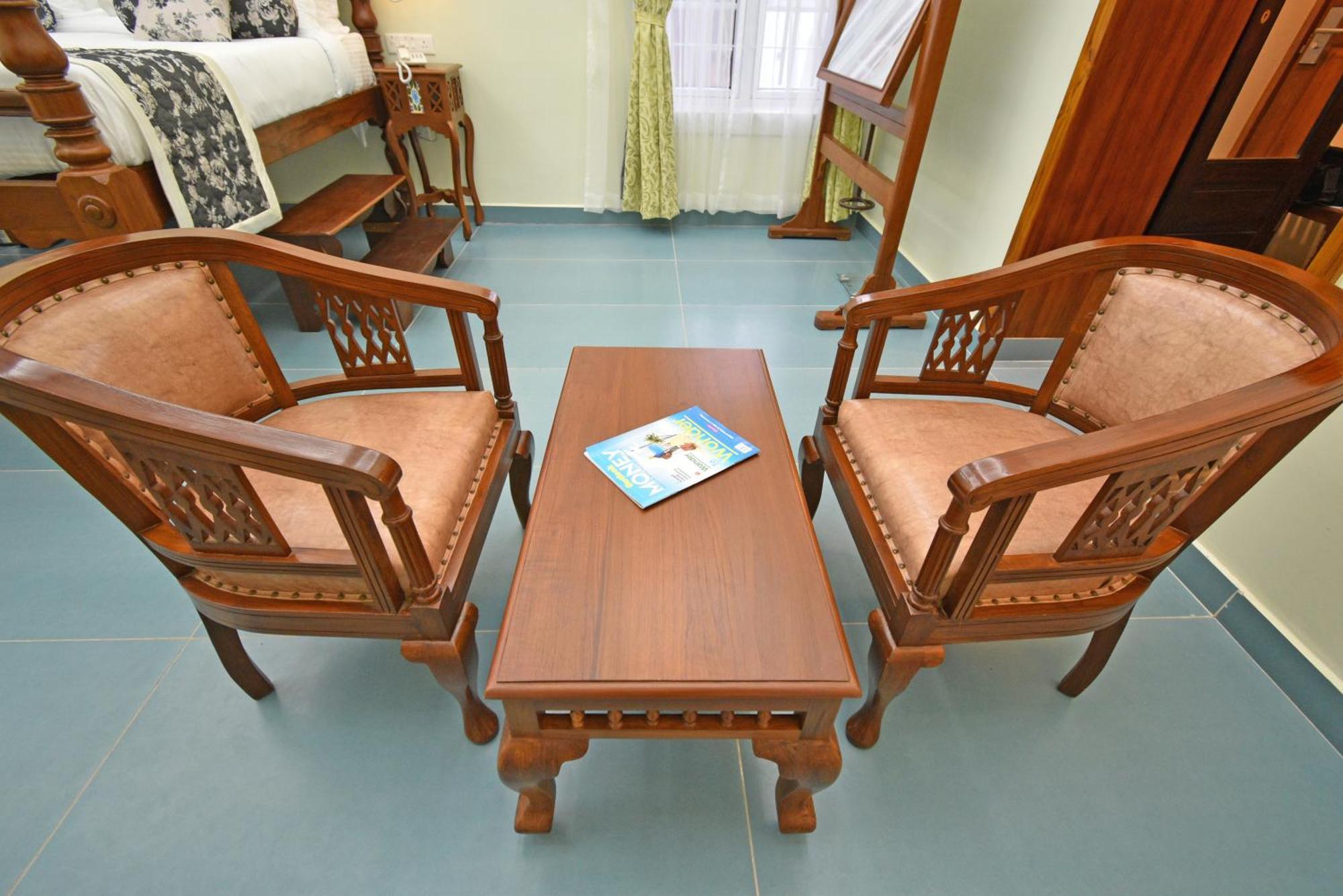 Le Colonial Suites Pondicherry Ngoại thất bức ảnh